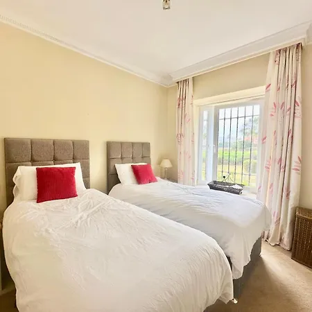 Majestic Gardens 2 Bedroom * Casares