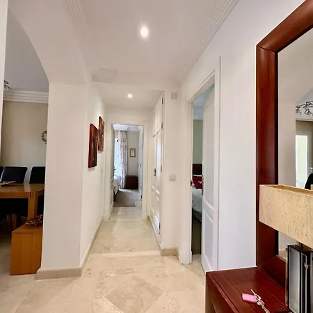 Apartment Majestic Gardens 2 Bedroom *