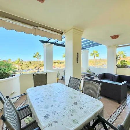 Majestic Gardens 2 Bedroom Apartment Casares